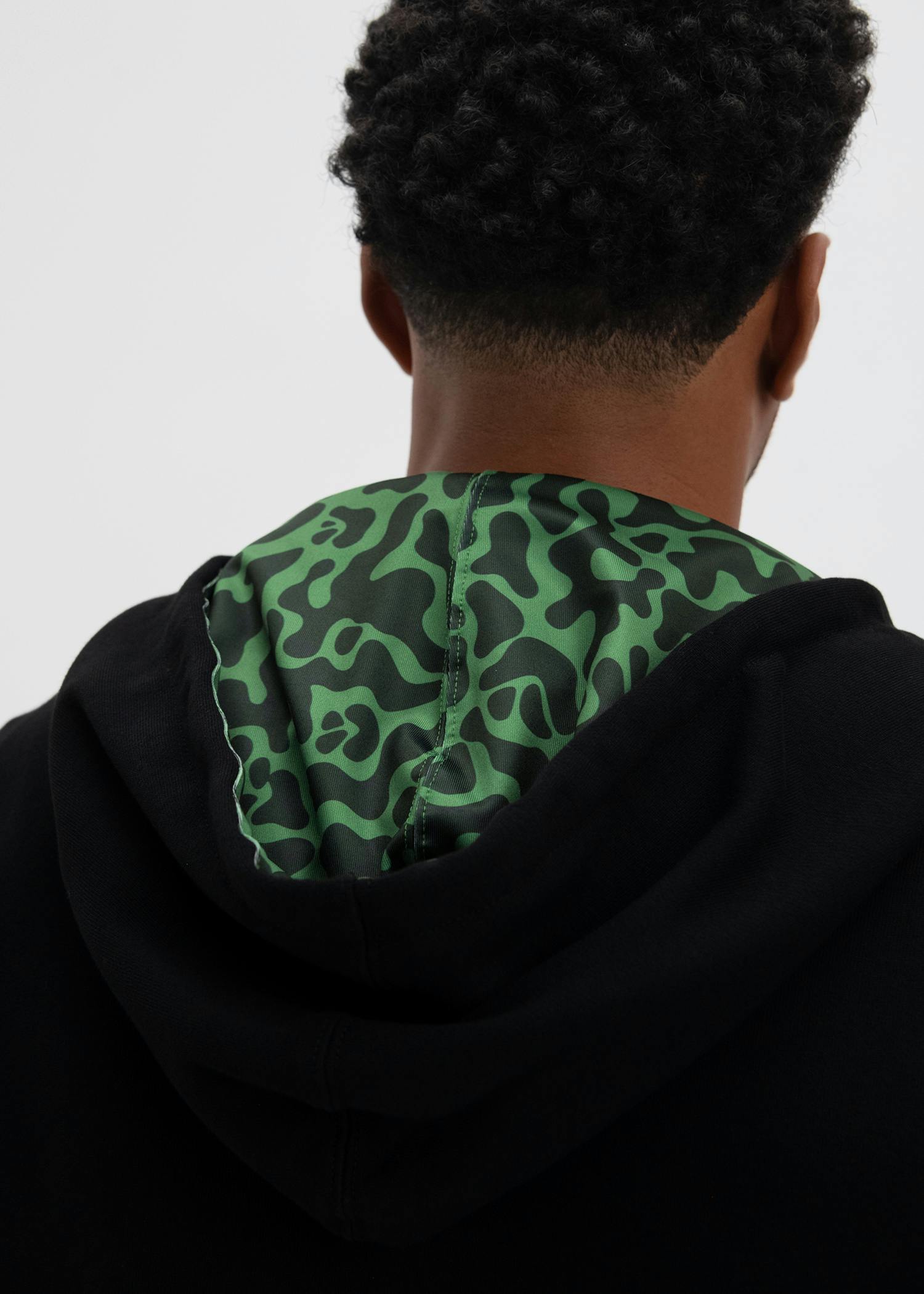 ◆YESEYESEE◆ SLogo Hoodie Black YS240TSWHO03BLK 25SS_Y.E.SSnailLogoZip-